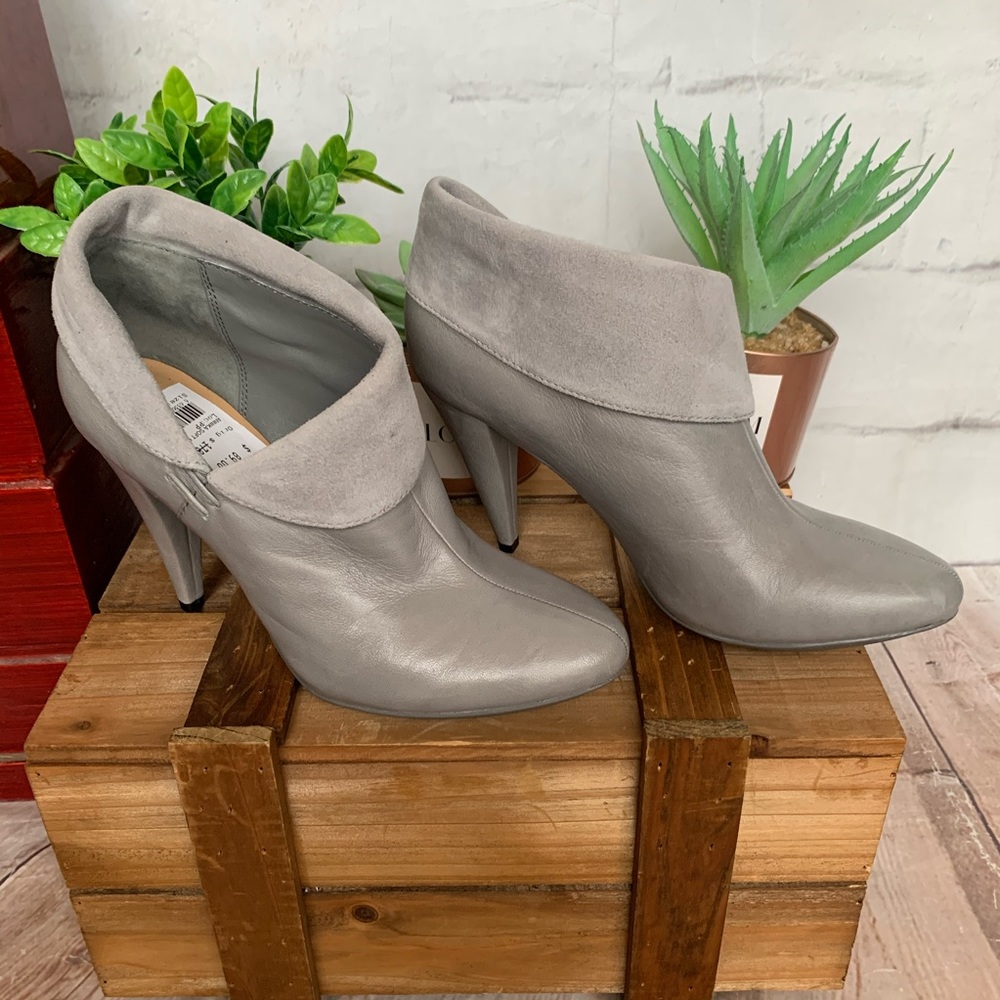 Coach Annika SOFT Slate Gray Leather 4" Heel